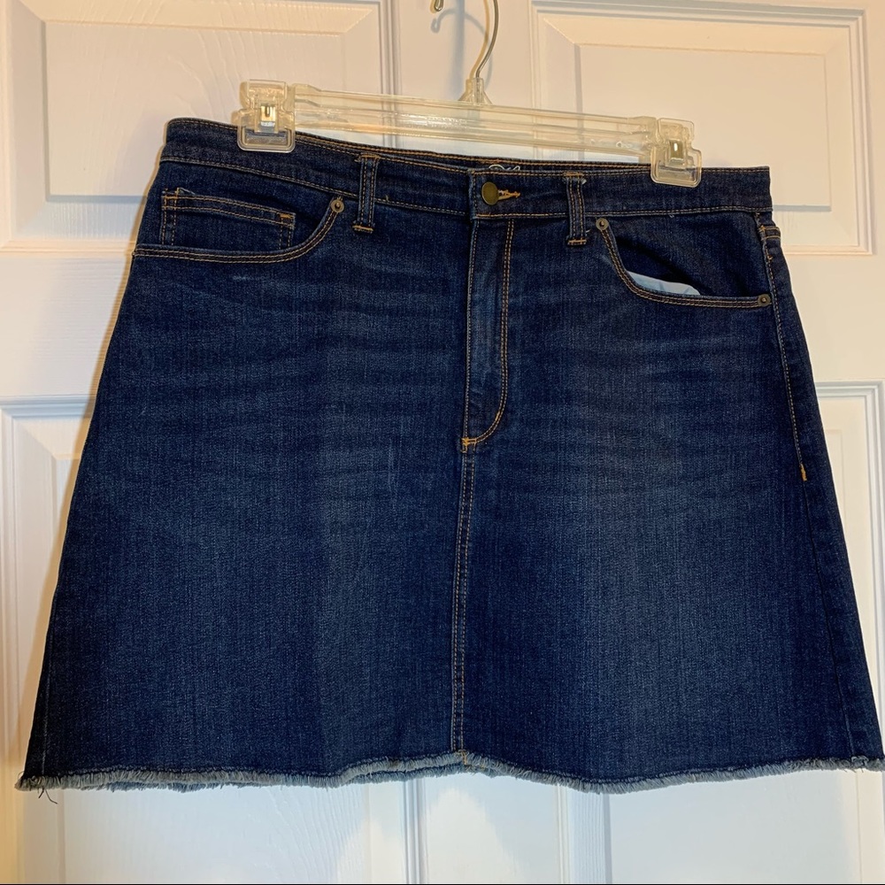 Universal Thread NWOT Denim Skirt Size 16/33